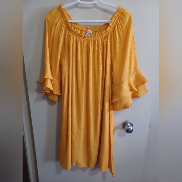 Naïf Boho Cold Shoulder Dress Sz M/L Yellow Crepe Knee Length Scoop Neck Island - Picture 1 of 8